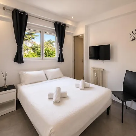 Apartment Superbe 3p 2chambres, 2terrasses Centre-ville, 4 Min A Pied De La Croisette Sas-meredith Loc
